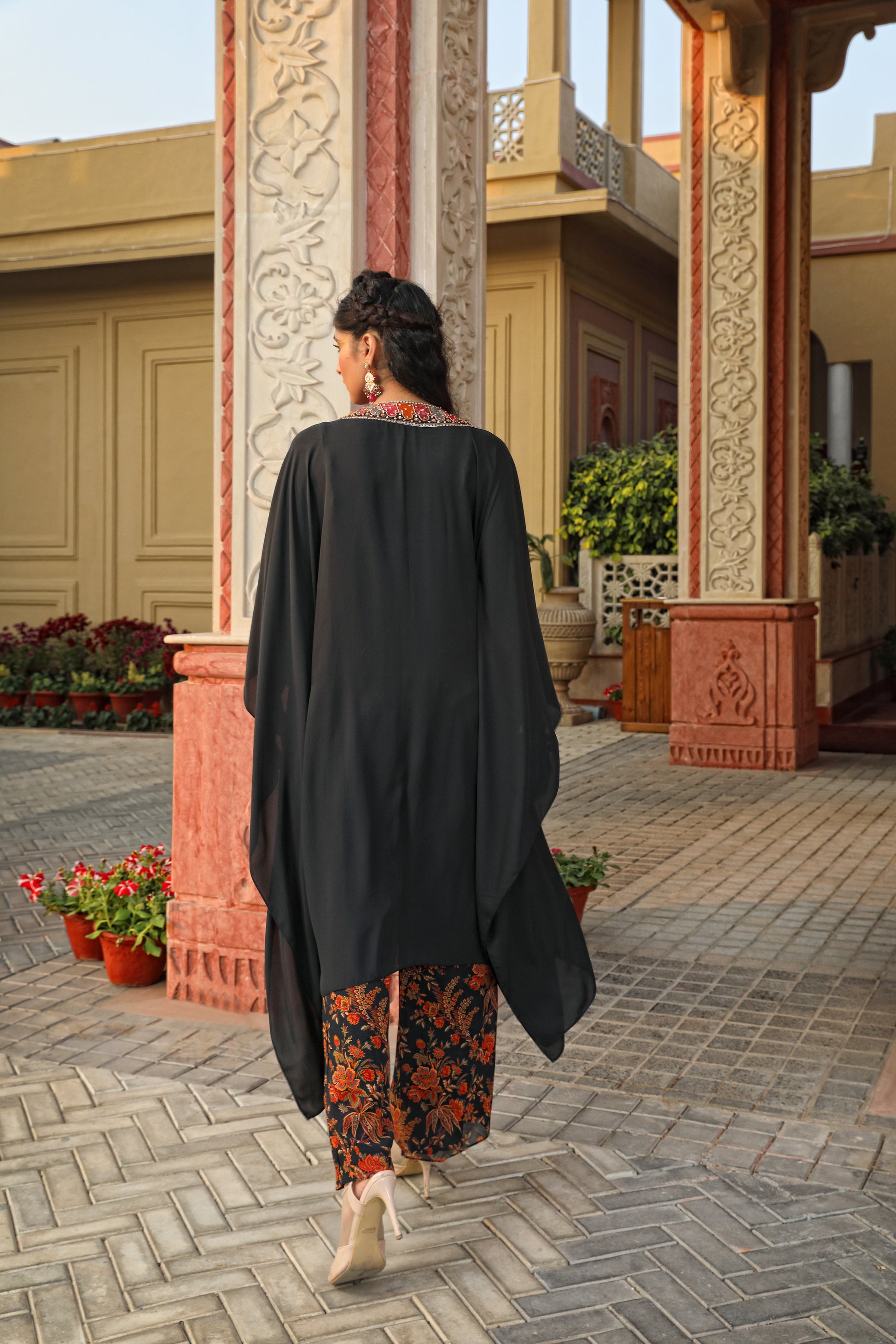 GULDAVARI KAFTAN