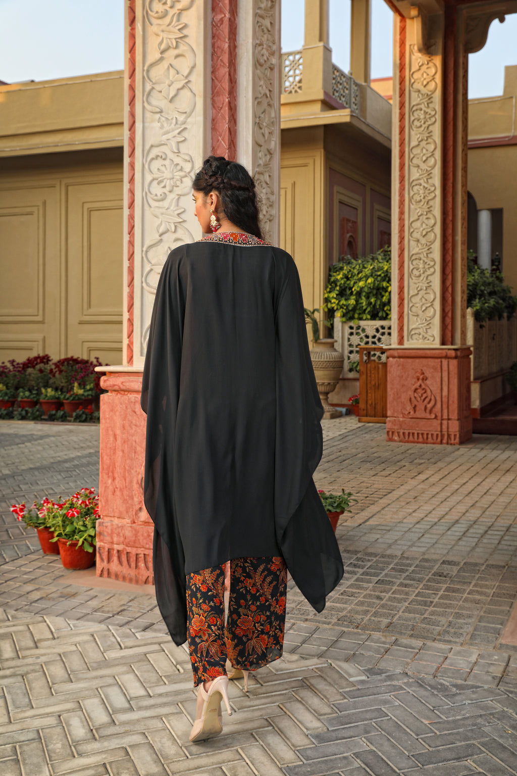 GULDAVARI KAFTAN
